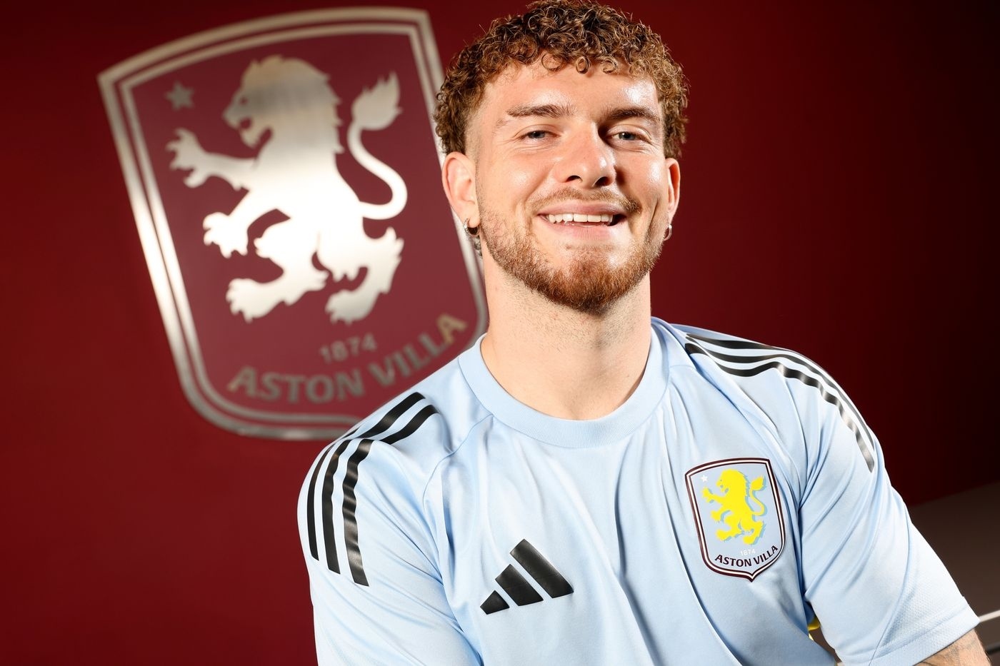 在线体育-TA：埃利奥特有回购条款，直到伊萨克确定加盟利物浦才放人